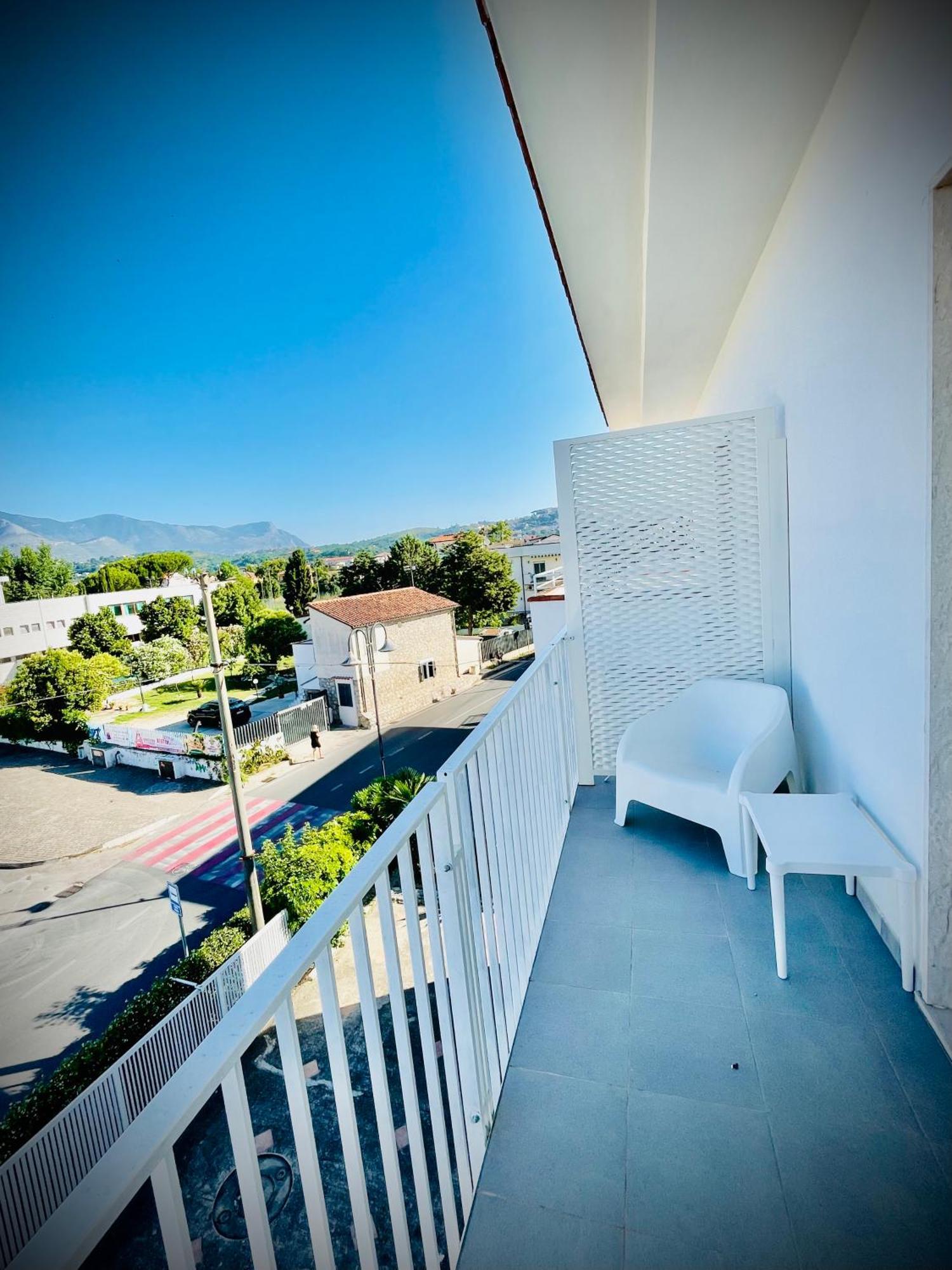 Minturnae Hotel Scauri  Exterior photo