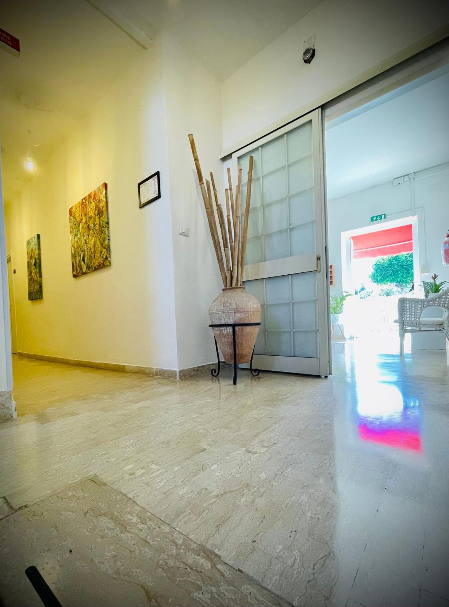 Minturnae Hotel Scauri  Exterior photo