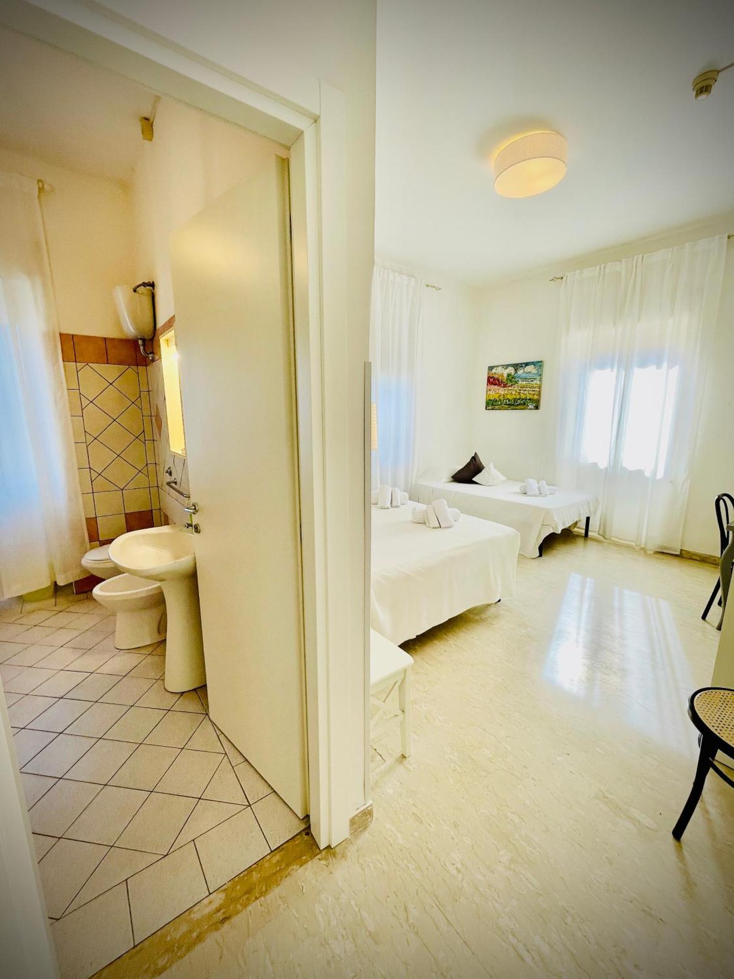 Minturnae Hotel Scauri  Exterior photo